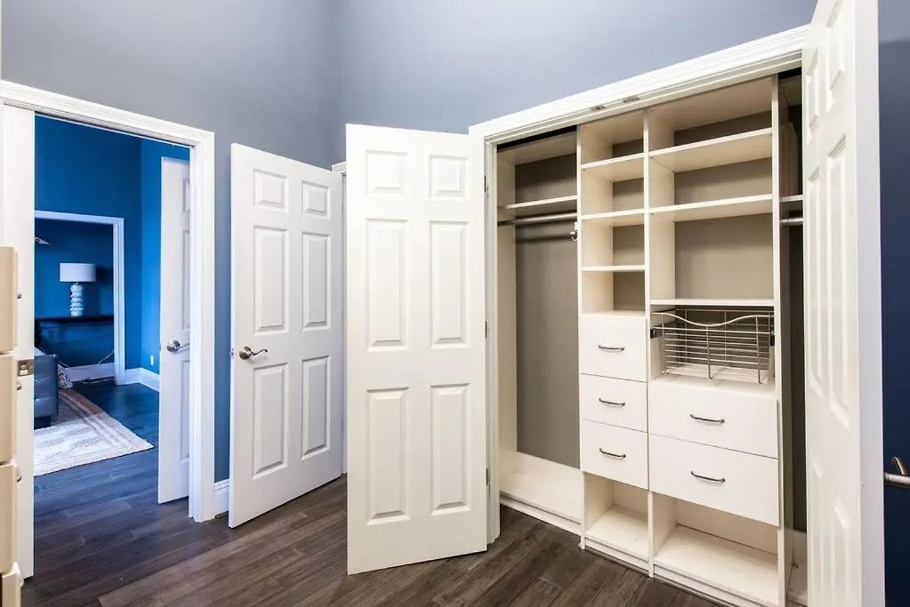 Downtown Sophistication/ Two Bedroom / Two Bath Louisville USA