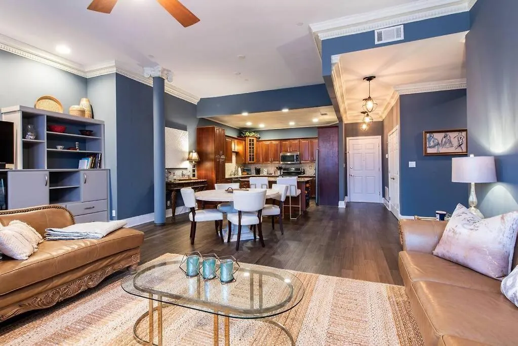 Downtown Sophistication/ Two Bedroom / Two Bath Louisville USA