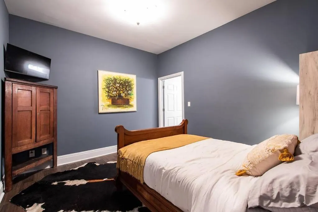 Apartman Downtown Sophistication/ Two Bedroom / Two Bath Louisville